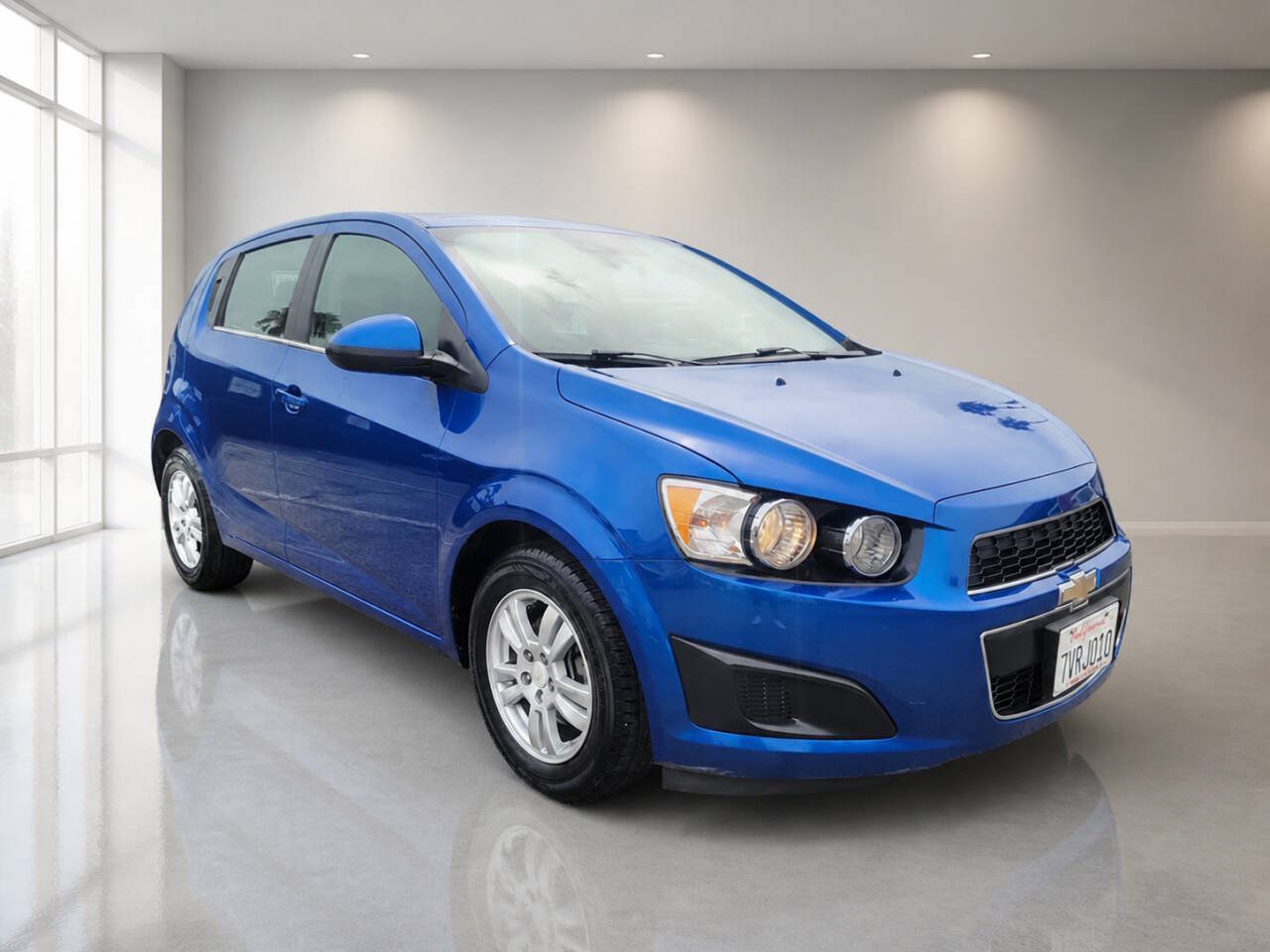 Used 2016 Chevrolet Sonic LT w/ Driver Confidence Package FWD image 8