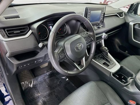 Certified 2022 Toyota RAV4 XLE image 19