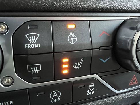 New 2026 Jeep Gladiator Sport image 29