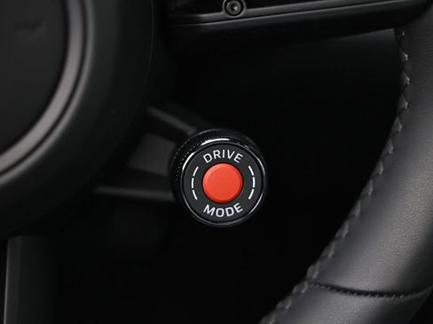 Used 2025 Porsche 911 Carrera S RWD image 37