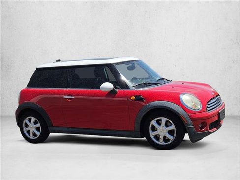 Used 2009 MINI Cooper Hardtop FWD image 2