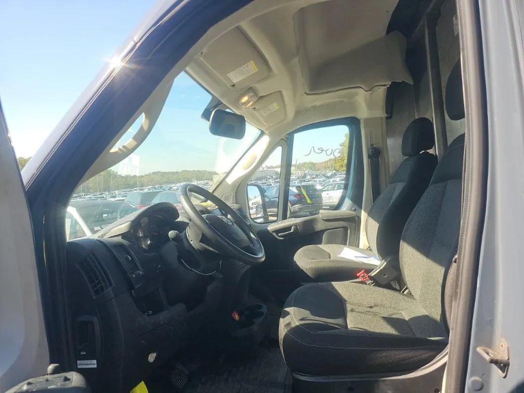Used 2019 RAM ProMaster 2500 FWD image 5