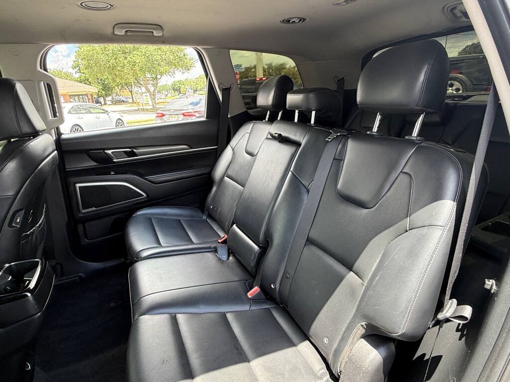 Used 2022 Kia Telluride LX FWD image 28