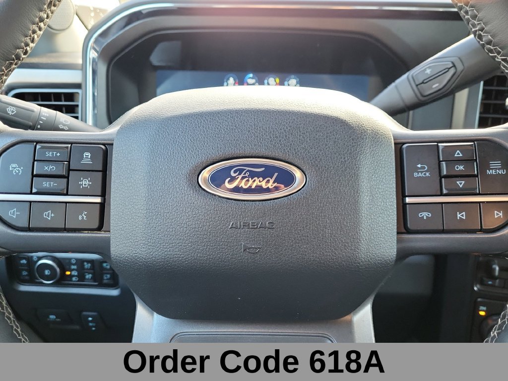 Used 2025 Ford F350 Lariat w/ Lariat Ultimate Package AWD/4WD image 8