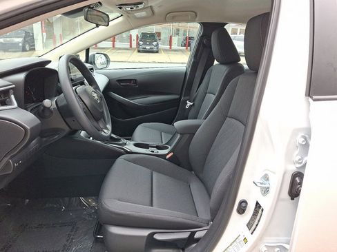 Used 2026 Toyota Corolla LE image 13