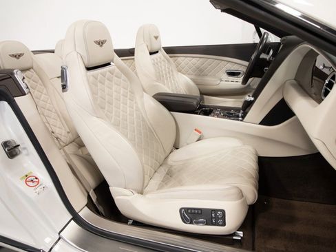 Used 2016 Bentley Continental GTC image 47