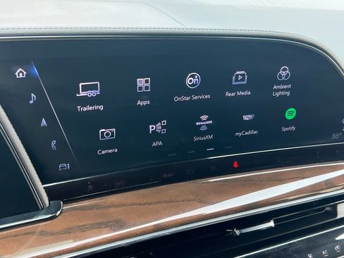 Certified 2024 Cadillac Escalade ESV Premium Luxury Platinum AWD/4WD image 40