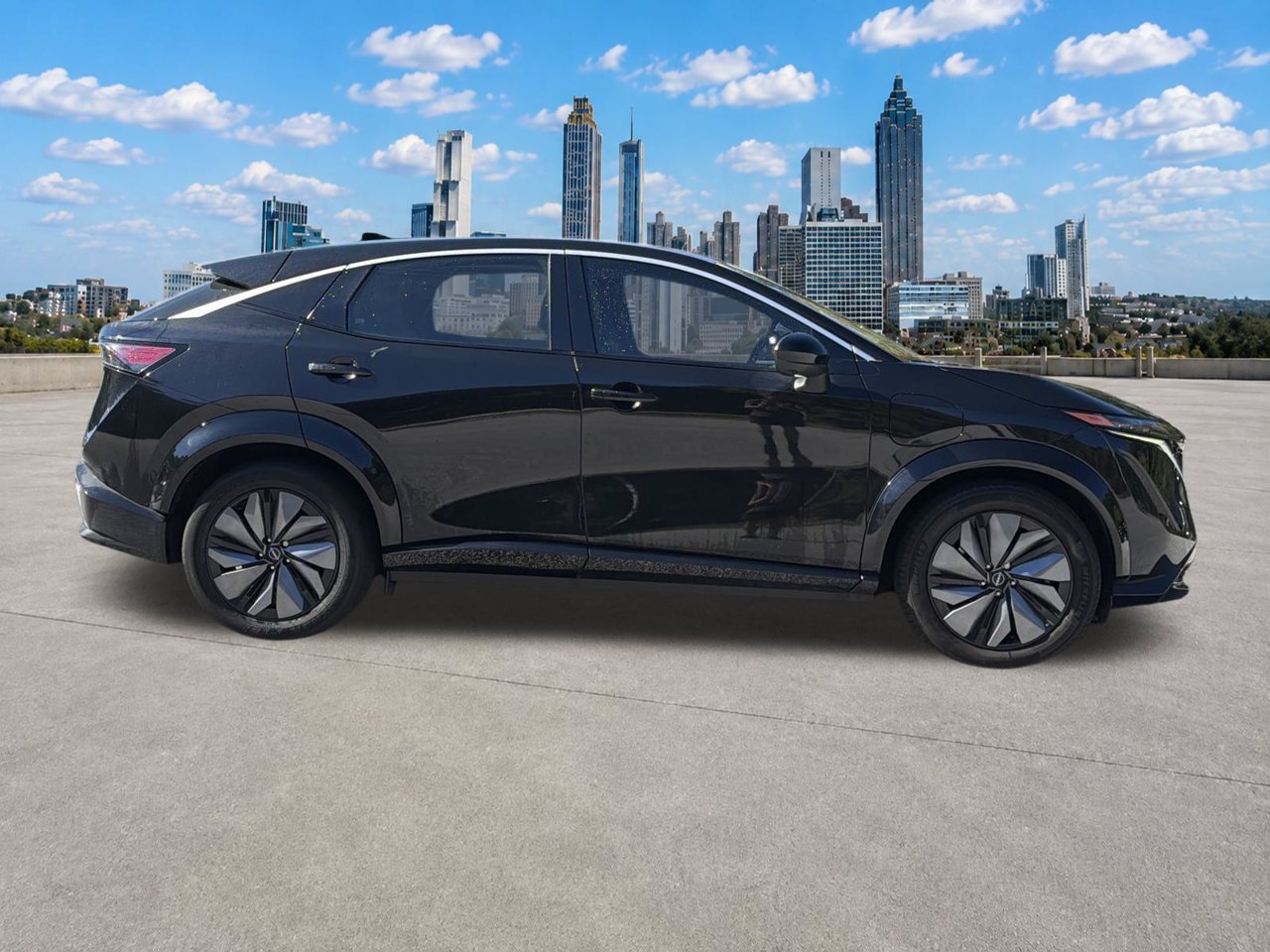 Certified 2023 Nissan Ariya FWD image 28