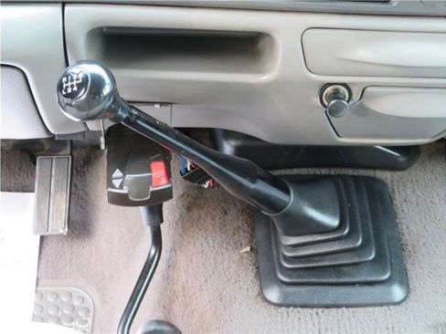 Used 2000 Ford F350 Flatbed DIESEL image 7