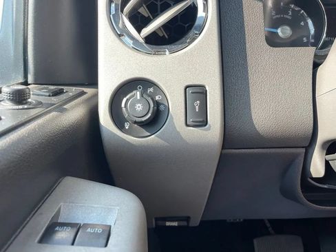Used 2014 Ford F250 Lariat w/ Lariat Interior Package AWD/4WD image 33