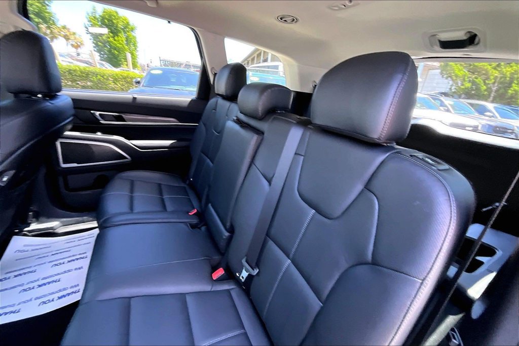 Used 2021 Kia Telluride EX w/ Towing Package AWD/4WD image 17