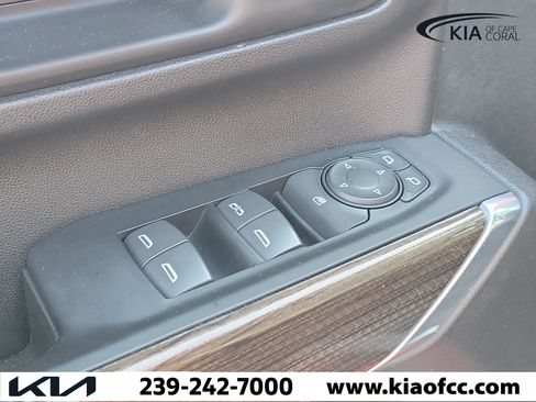 Used 2022 Chevrolet Silverado 2500 LT w/ Convenience Package AWD/4WD image 23