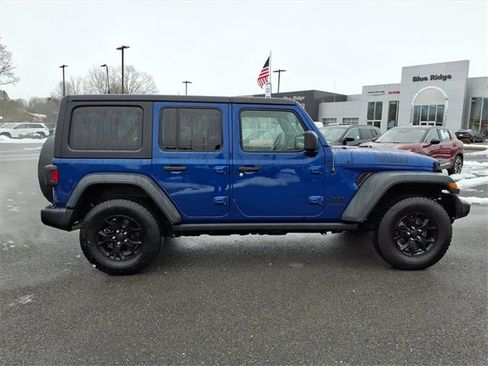 Used 2020 Jeep Wrangler Unlimited Sport image 3