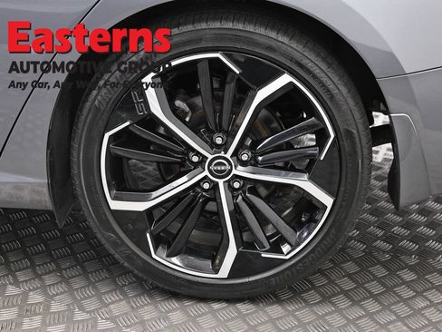 Used 2023 Nissan Altima 2.5 SR FWD image 32