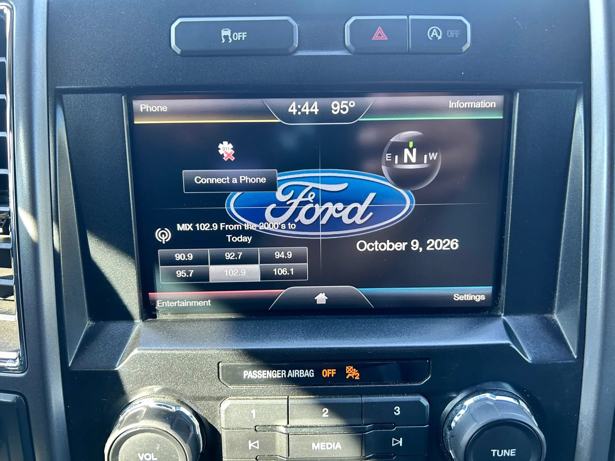 Used 2015 Ford F150 XLT w/ Equipment Group 302A Luxury RWD image 21