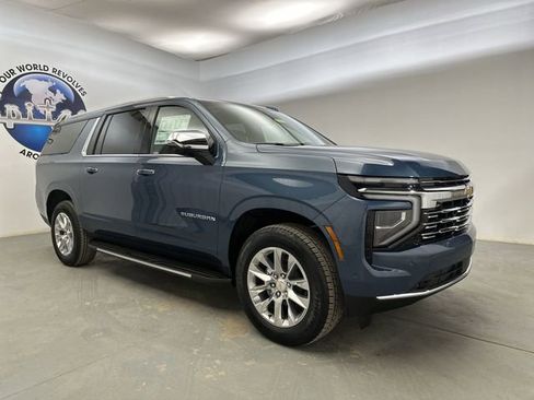 New 2026 Chevrolet Suburban Premier image 11