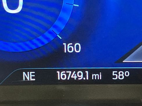 Certified 2022 Ford Escape Titanium w/ Titanium Premium Package image 22