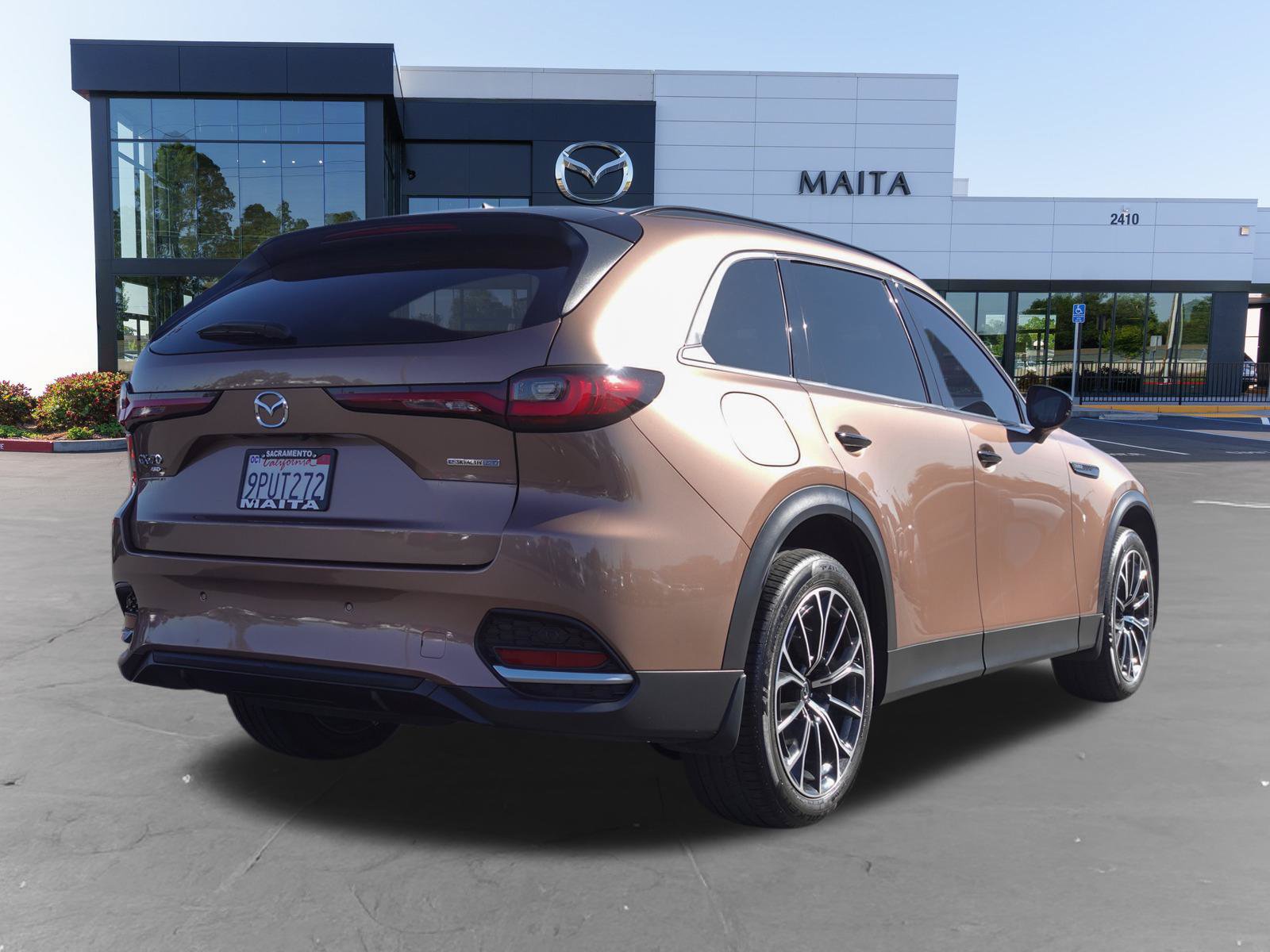 Used 2025 MAZDA CX-70 Plug-In Hybrid w/ Premium Plus AWD/4WD image 4