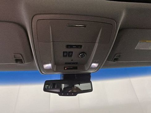 Used 2016 Chevrolet Tahoe LTZ AWD/4WD image 27