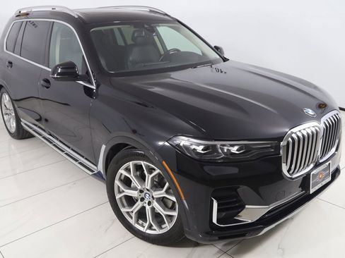Used 2022 BMW X7 xDrive40i w/ Premium Package image 20