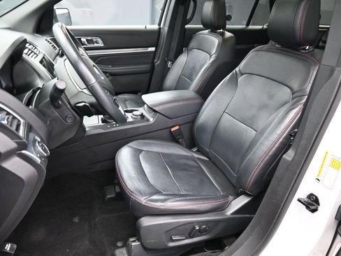 Used 2019 Ford Explorer Sport w/ Equipment Group 401A image 11