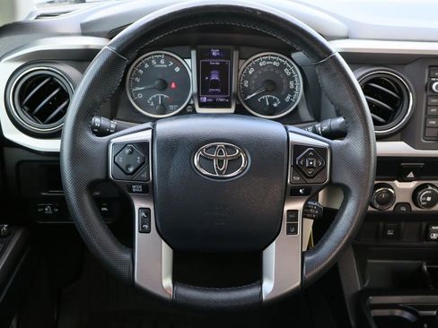 Used 2019 Toyota Tacoma SR5 image 13