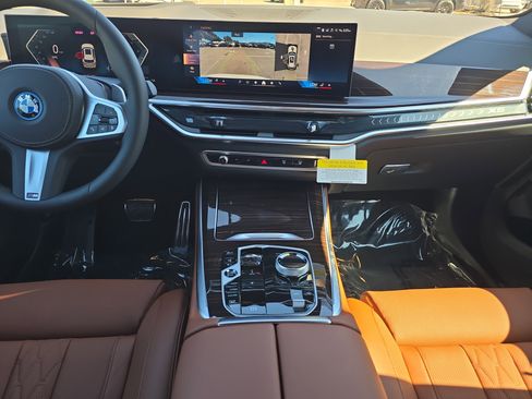 New 2026 BMW X5 xDrive50e w/ Executive Package image 15