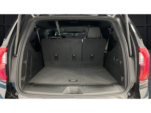 Used 2025 GMC Yukon XL Elevation w/ Elevation Premium Package AWD/4WD image 27