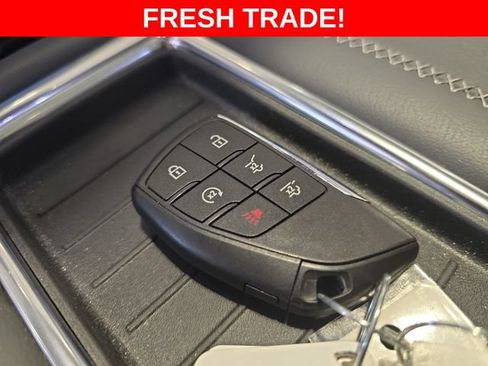Used 2022 GMC Yukon Denali w/ Denali Premium Package AWD/4WD image 29