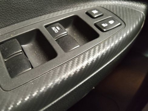 Used 2019 Mitsubishi Eclipse Cross AWD image 27