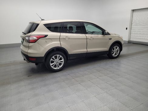Used 2017 Ford Escape SE image 10