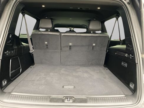 Used 2024 Jeep Wagoneer L Series II w/ Flexible Seating Group image 39