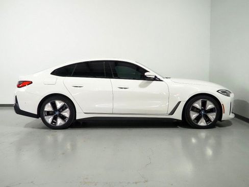 Used 2023 BMW i4 eDrive40 RWD image 5
