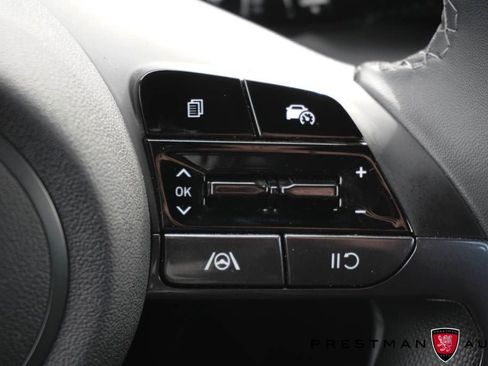 Used 2026 Hyundai Elantra Sport FWD image 17