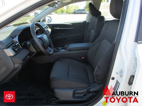 Certified 2025 Toyota Camry LE image 9