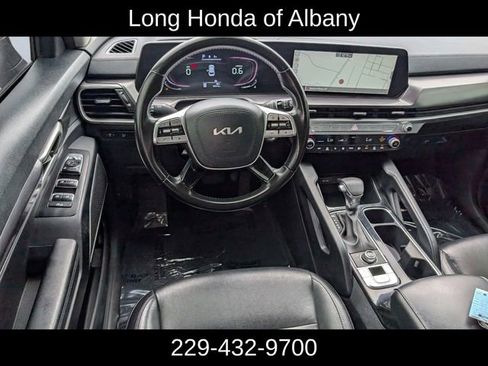 Used 2023 Kia Telluride LX AWD/4WD image 20