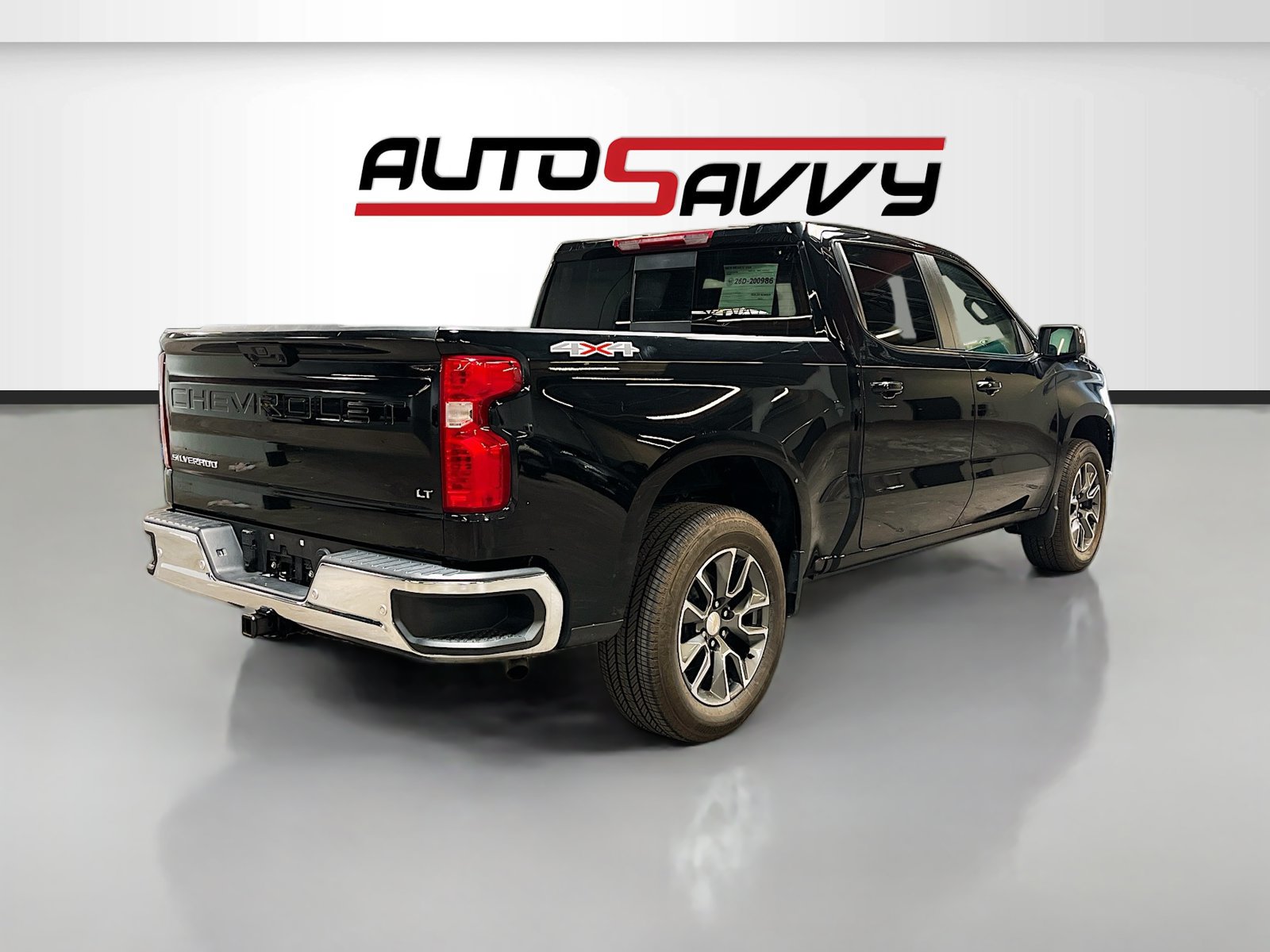 Used 2025 Chevrolet Silverado 1500 LT AWD/4WD image 7