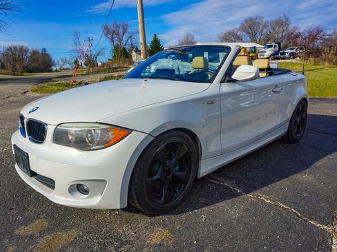 Used 2012 BMW 128i Convertible image 39