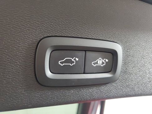 Used 2023 Volvo C40 P8 Recharge Ultimate AWD/4WD image 10
