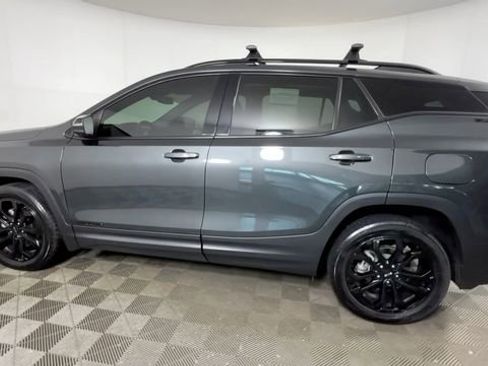 Used 2021 GMC Terrain SLT w/ Elevation Edition AWD/4WD image 8