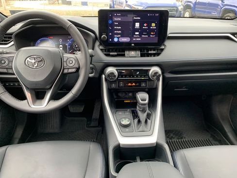 Used 2025 Toyota RAV4 XSE w/ Advanced Technology Package image 16