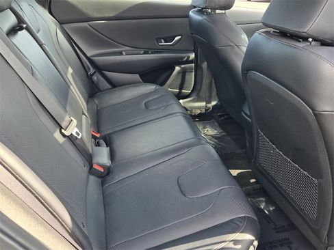 Certified 2023 Hyundai Elantra Limited image 15