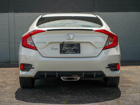 Used 2020 Honda Civic Sport image 6