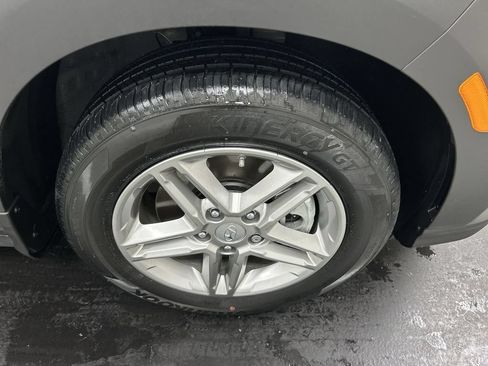 Used 2023 Hyundai Kona SE AWD/4WD image 8