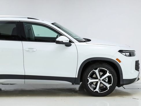 New 2026 Volkswagen Tiguan SE image 50