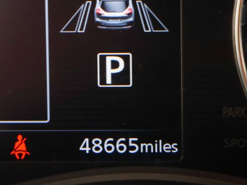 Used 2021 Nissan Kicks SV image 16