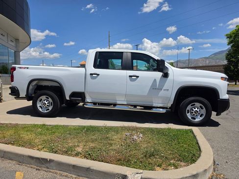 Used 2024 Chevrolet Silverado 2500 W/T AWD/4WD image 4