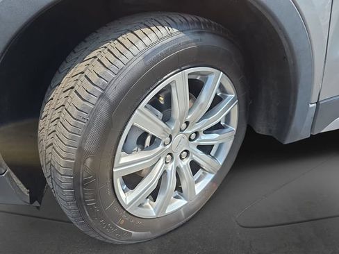 Used 2023 Cadillac XT4 Premium Luxury AWD/4WD image 37