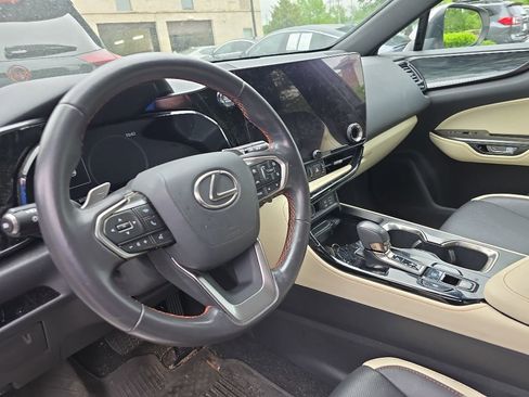 Used 2024 Lexus NX 250 FWD w/ Cold Area Package image 12