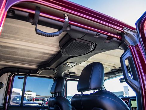 Used 2021 Jeep Gladiator Rubicon image 24